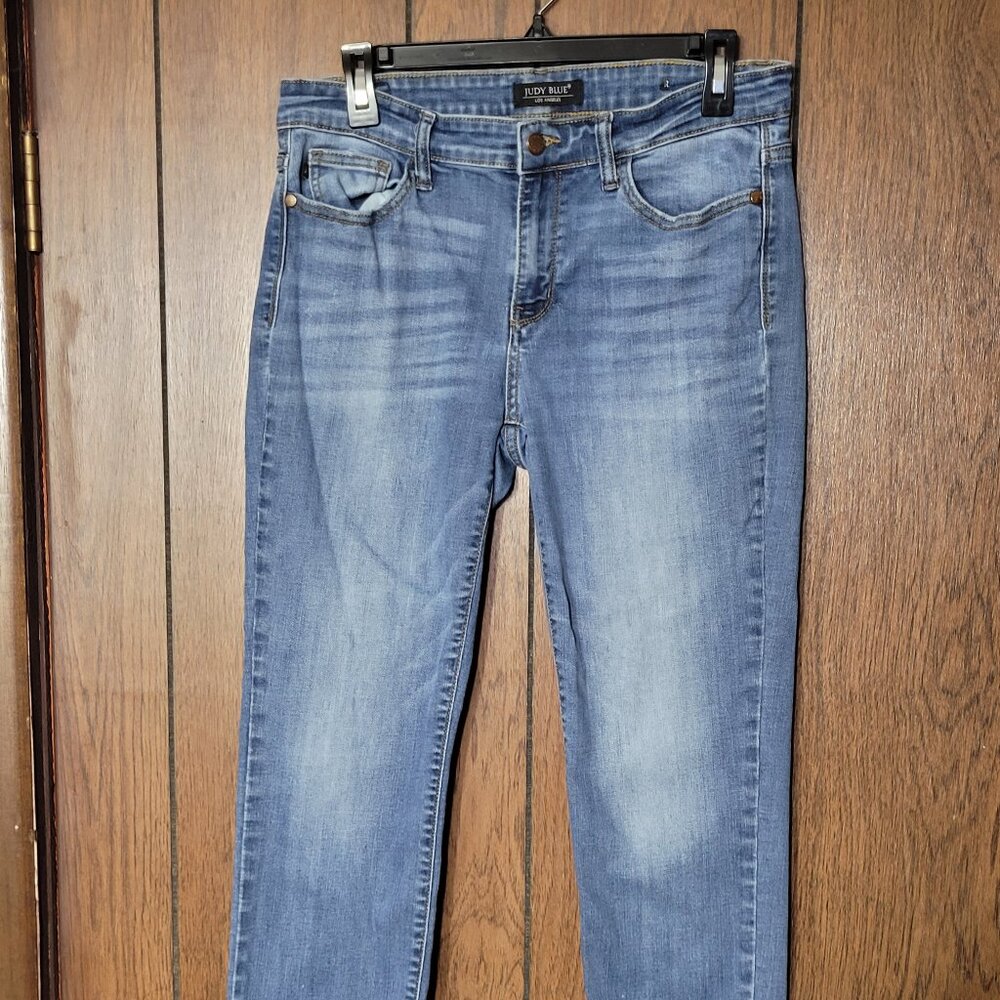 Judy Blue Jeans 13 / 31 Womens Relaxed Fit Medium Blue Wash Denim JB82102DK